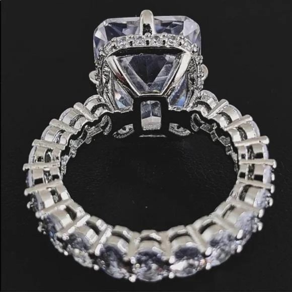 NEW 925 STERLING SILVER ENGAGEMENT DIAMOND RING - Picture 6 of 6